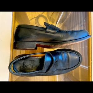 Boys Size 7 Frye Penny Loafers